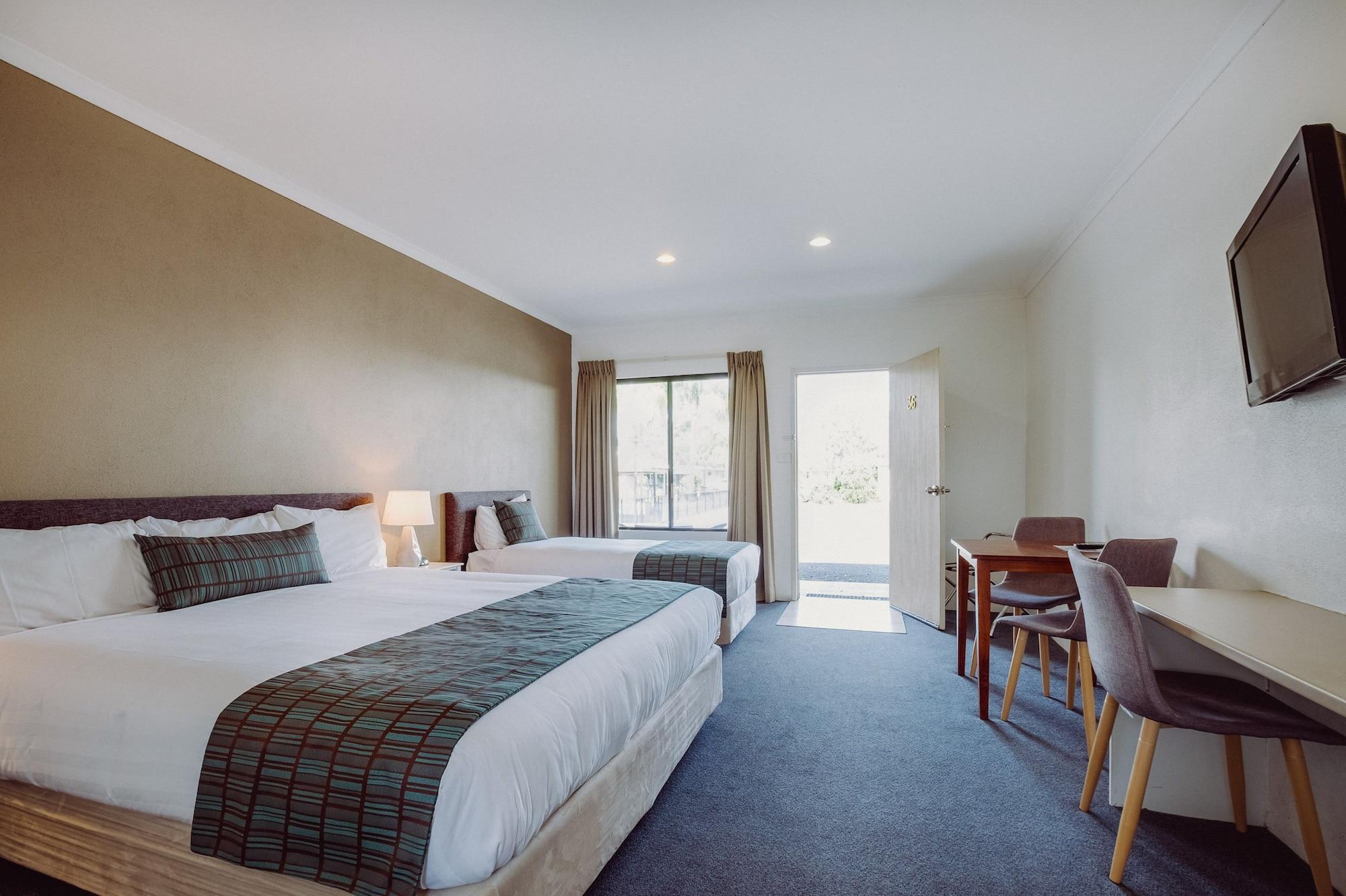 מורי Artesian Spa Motel מראה חיצוני תמונה