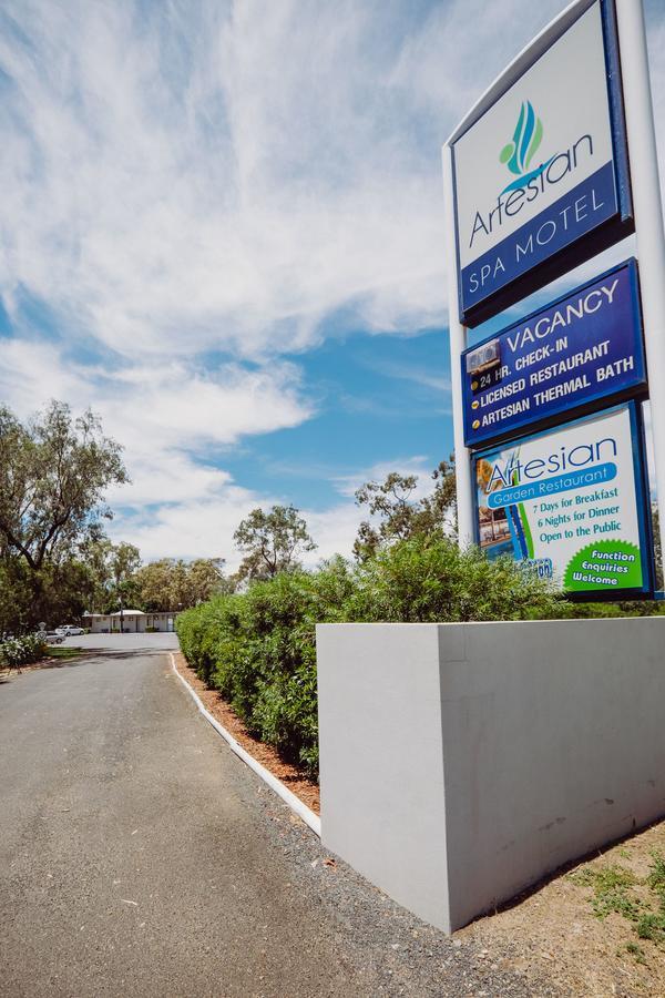מורי Artesian Spa Motel מראה חיצוני תמונה